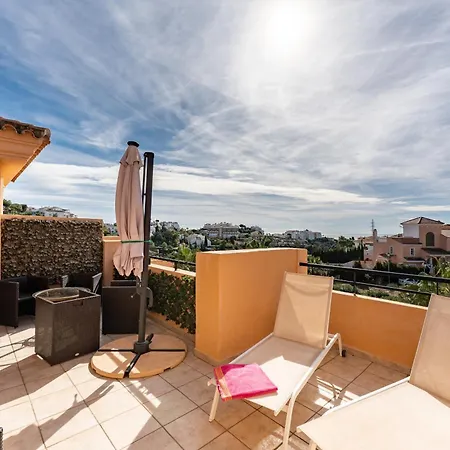 Penthouse 3-bedroom Duplex *